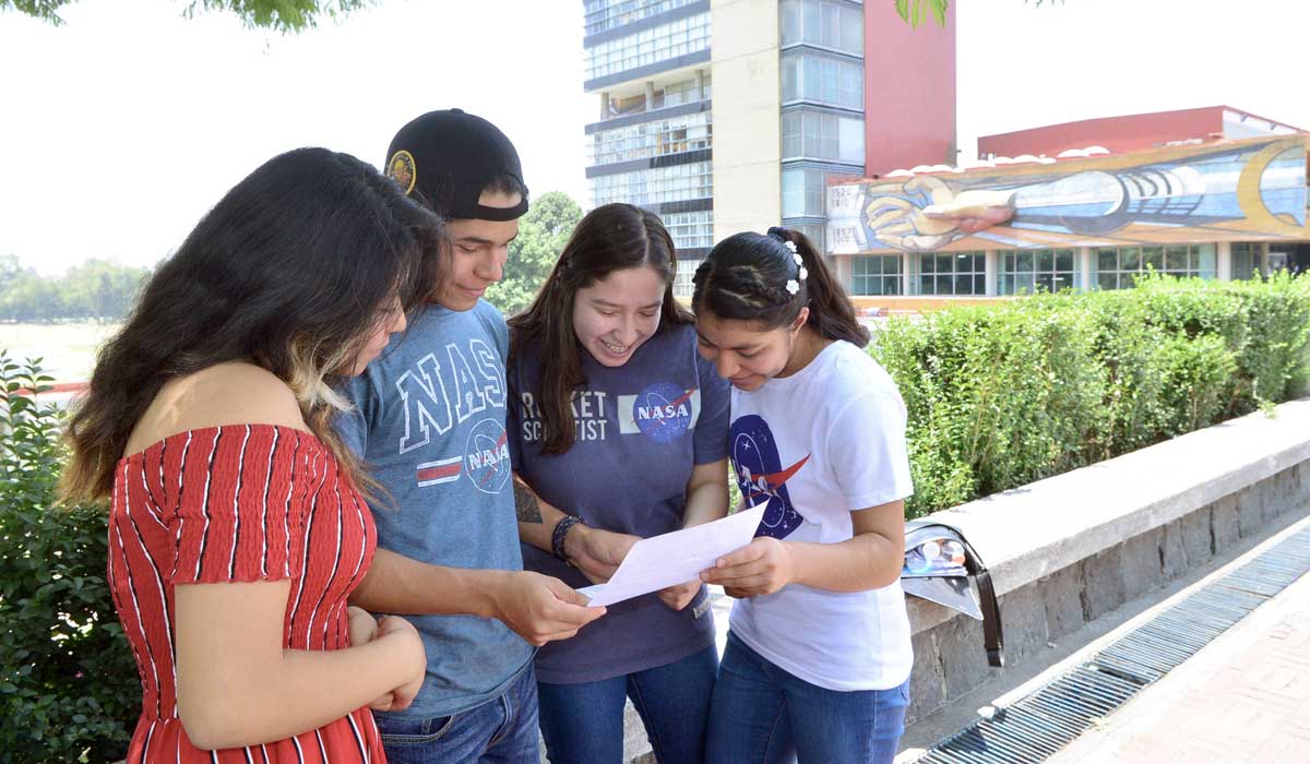Alumnos de la UNAM ganan concurso de la NASA