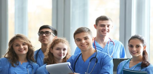 ¿En qué consiste la profesión de Enfermería?