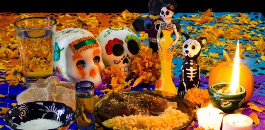 Origen de la ofrenda de Día de Muertos y el siginificado de sus elementos