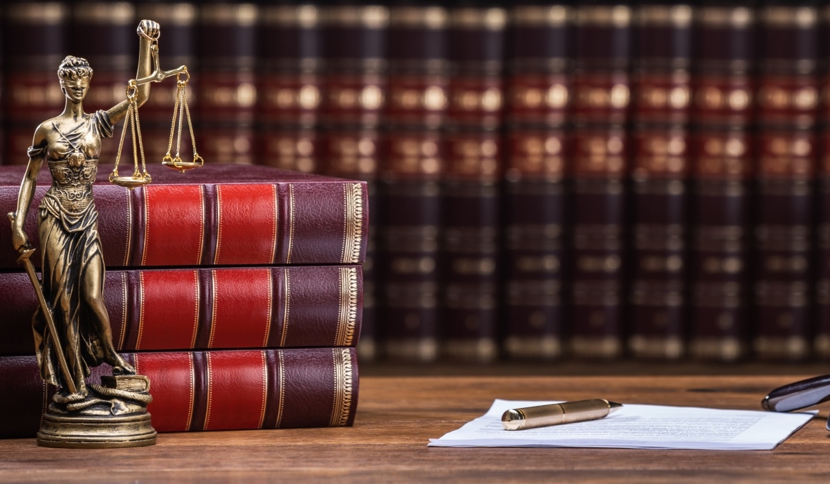 ¿Cuáles son las especialidades de la carrera de Derecho que puedes estudiar en México?