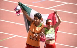 Atletas paralímpicos medallas