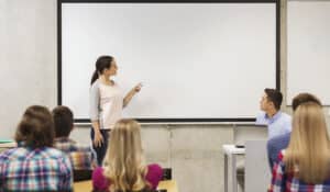 8 formas de aprovechar tu lenguaje corporal para exponer 