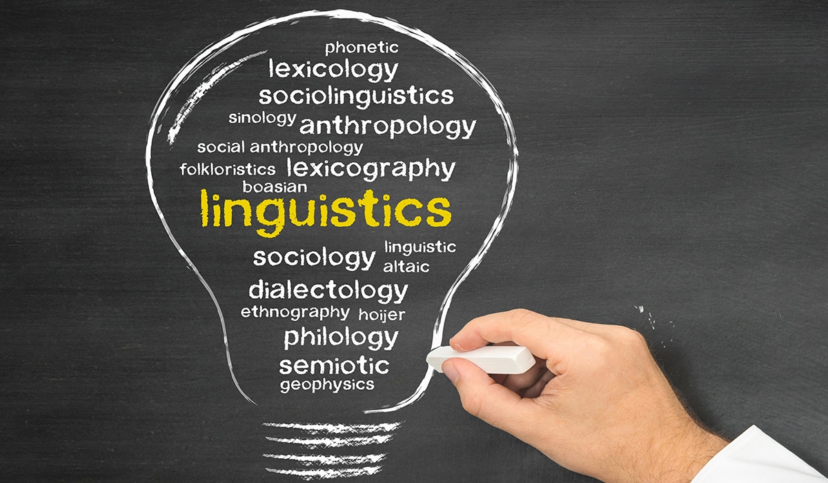 ¿De qué trata la carrera de Lingüística?