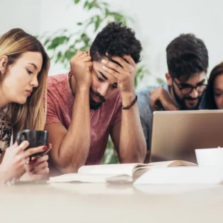 6 consejos prácticos para elegir tu tema de tesis
