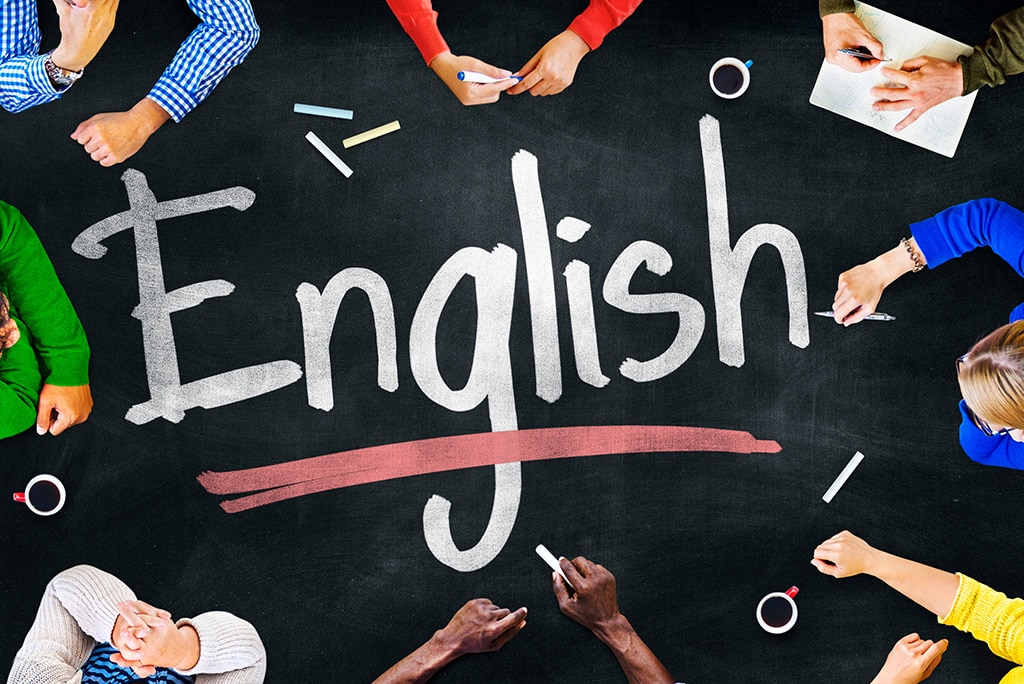¿Quieres aprender inglés? Santander ofrece becas y no necesitas ser estudiante