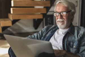 ¿Cómo estudiar una carrera tech si tienes 40 años o más?