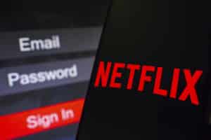 Netflix ya cobrará por uso compartido de cuentas en México