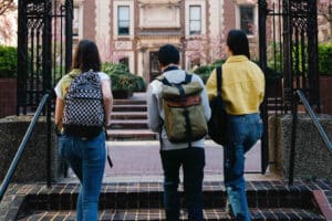 Estudia de intercambio nacional o internacional con estas becas