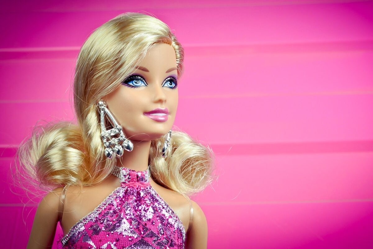 Muñeca barbie caos online