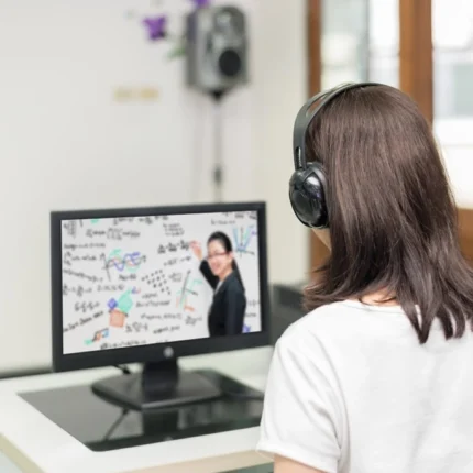 Educación a distancia o estudios en línea, ¿cuál es mejor?