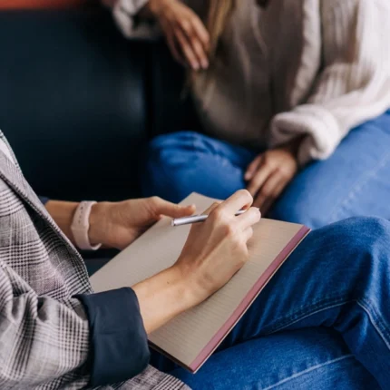 5 carreras relacionadas a la Psicología 