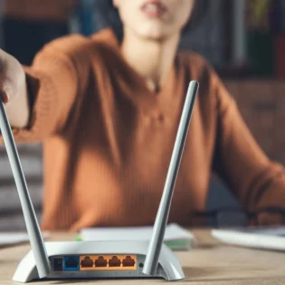 ¿En qué se diferencian un módem, un router y un punto de acceso?