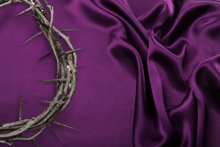 El codigo secreto de los Colores de Semana Santa explicado