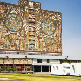 ¿Qué representan los 4 murales de la Biblioteca Central de la UNAM en CU? 