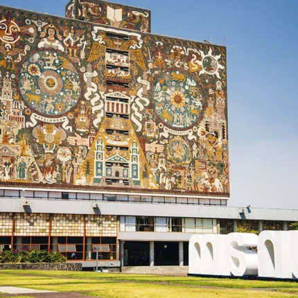 ¿Qué representan los 4 murales de la Biblioteca Central de la UNAM en CU? 