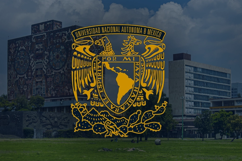 ¿Cuál es el porcentaje de egresados de la UNAM en sus campus?