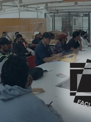 ¿Sabías que la UNAM da cursos de arquitectura para albañiles?