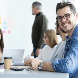 ¿Eres sociable? Estas carreras de trato con personas son ideales para ti
