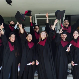 ¿Por qué algunos mexicanos no logran obtener un título universitario? Datos que te sorprenderán