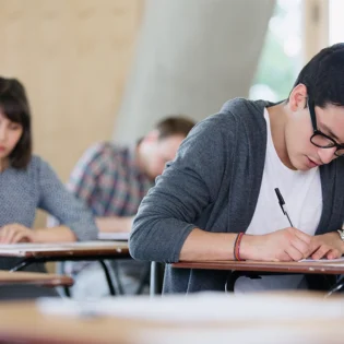 ¿Cuáles son las materias más difíciles del examen de ingreso a la prepa, según los recientes resultados?