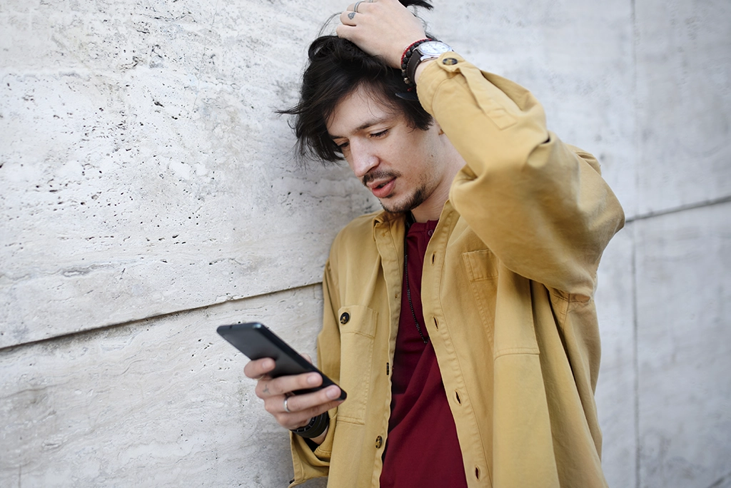 ¿Sin internet? 10 hábitos que acaban con tus datos móviles (y las soluciones)