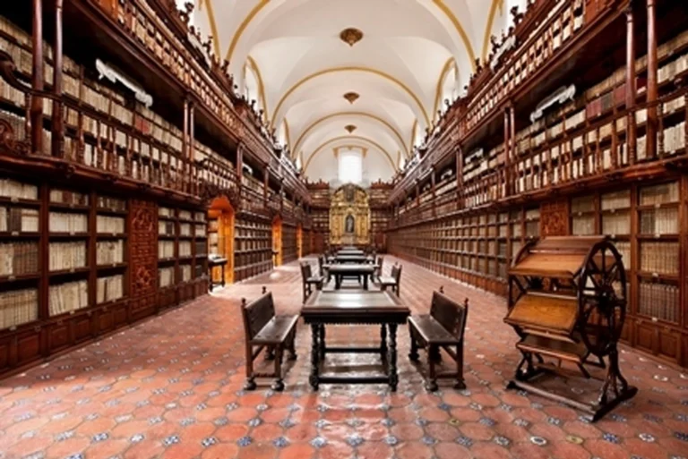 la primera Biblioteca de América es mexicana