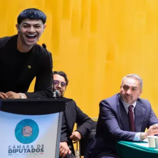 ¿Por qué reconocieron a El Bogueto en la Cámara de Diputados como influencia en la juventud mexicana?
