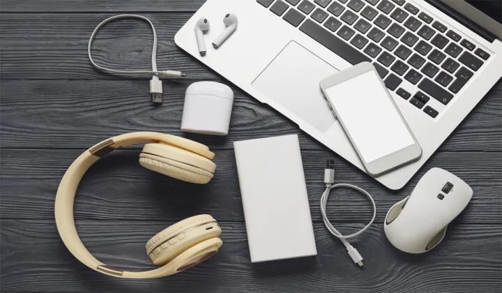 6 gadgets que te salvarán la vida en tu primer día de prepa