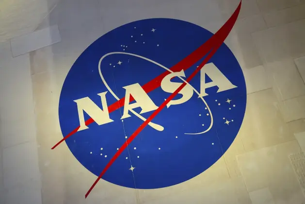 Logo de la NASA haciendo referencia a un proyecto de tecnología espacial en la Academia Espacial