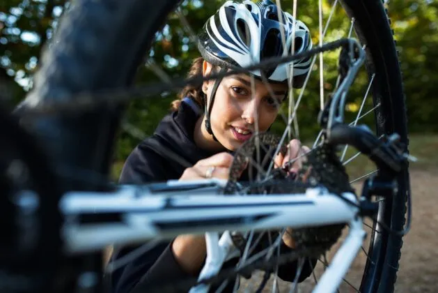Cómo darle mantenimiento a tu bicicleta de 10
