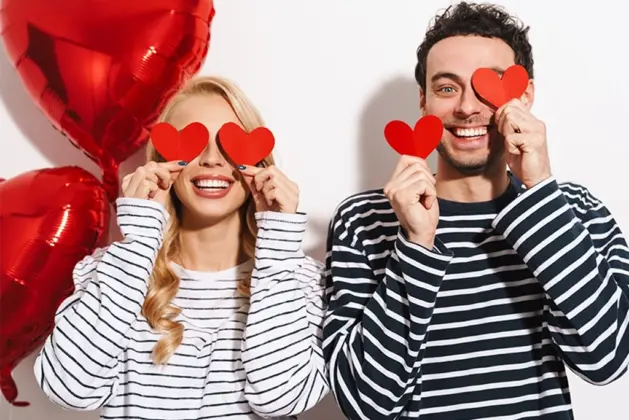 joven pareja que aún está en la etapa del enamoramiento, la cual solo dura 3 años