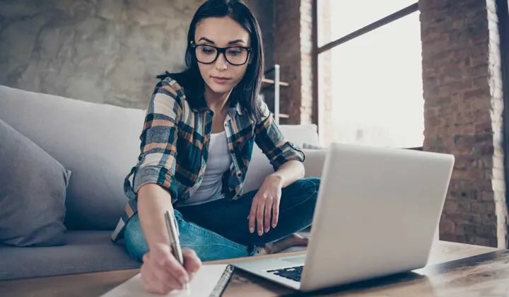 Como establecer metas para avanzar en tu carrera profesional
