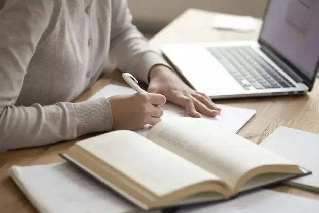 6 páginas web útiles para todo tesista